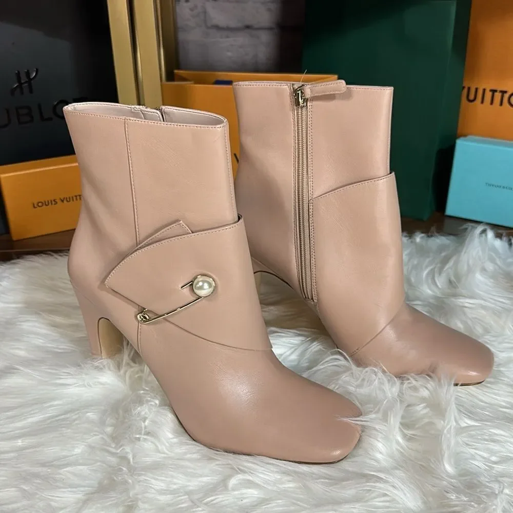 Brand new Nine West booties